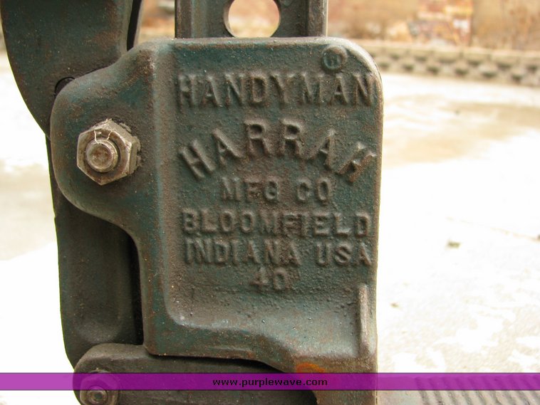 image for item 5007 HandyMan Hijack floor jack