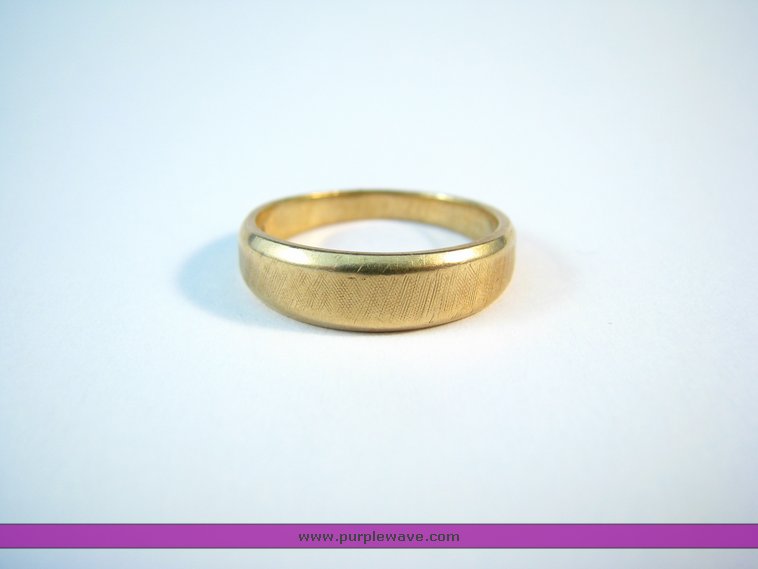 image for item 5425 14K Wedding Band