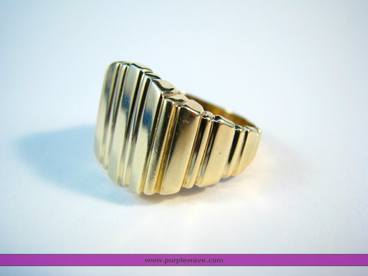 image for item 5429 14K Dome Ring