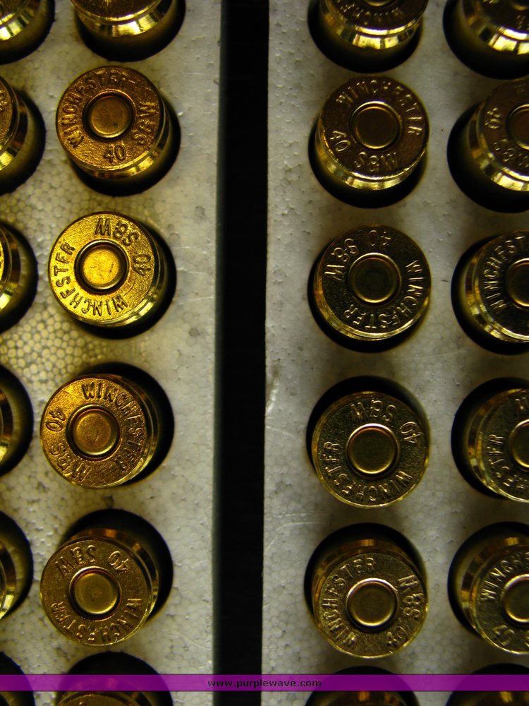 image for item 5438 40 SandW 100 Round Winchester