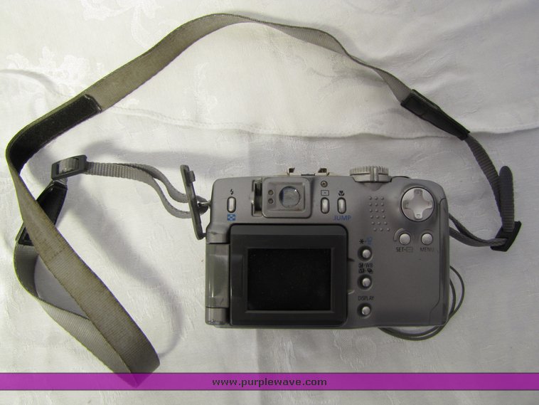 image for item 2229 (1) Digital Camera