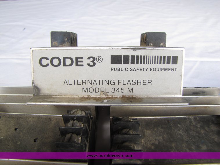 image for item 2240 radios, sirens, light bulbs