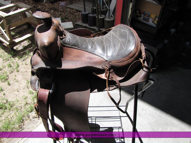image for item 2245 (1) western saddle