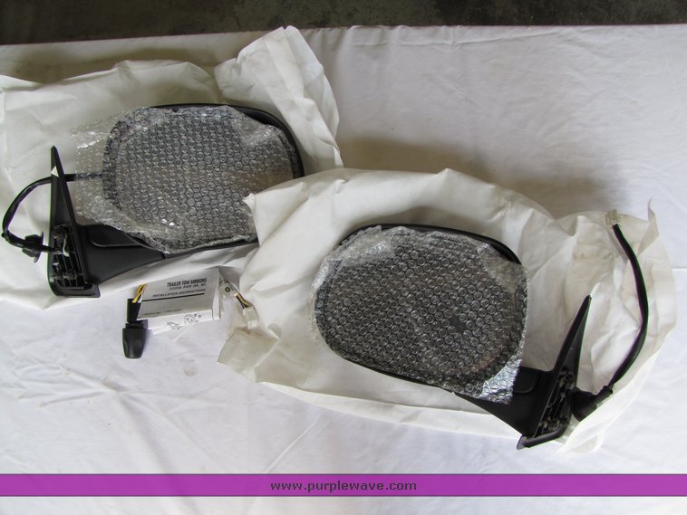 image for item 2247 (1) set trailer tow mirrors