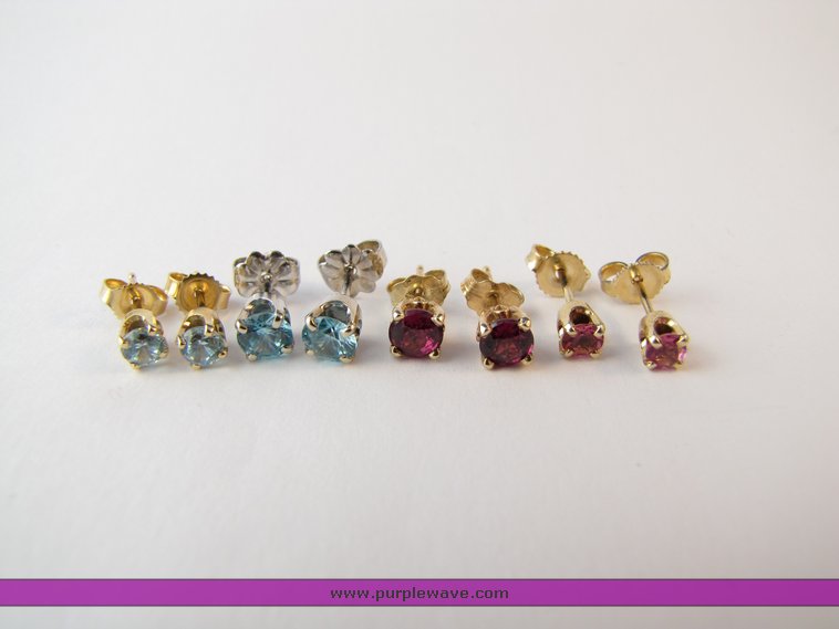 image for item 2275 (4) pairs earrings