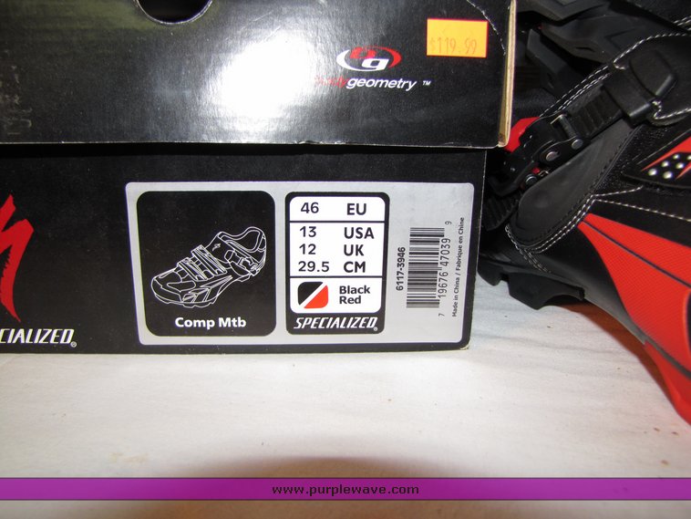 image for item 2292 (1) pair bicycle shoes