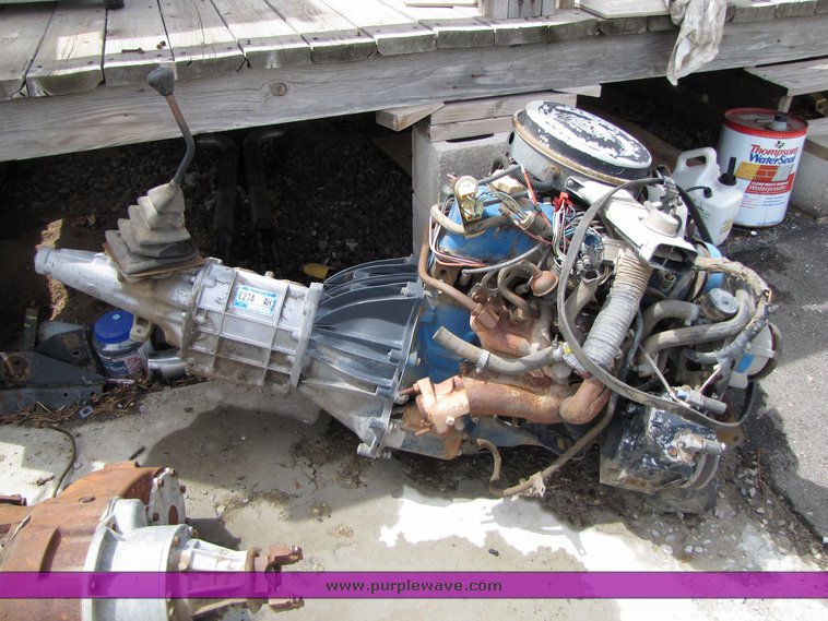 image for item 5010 1989 Ford Tempo