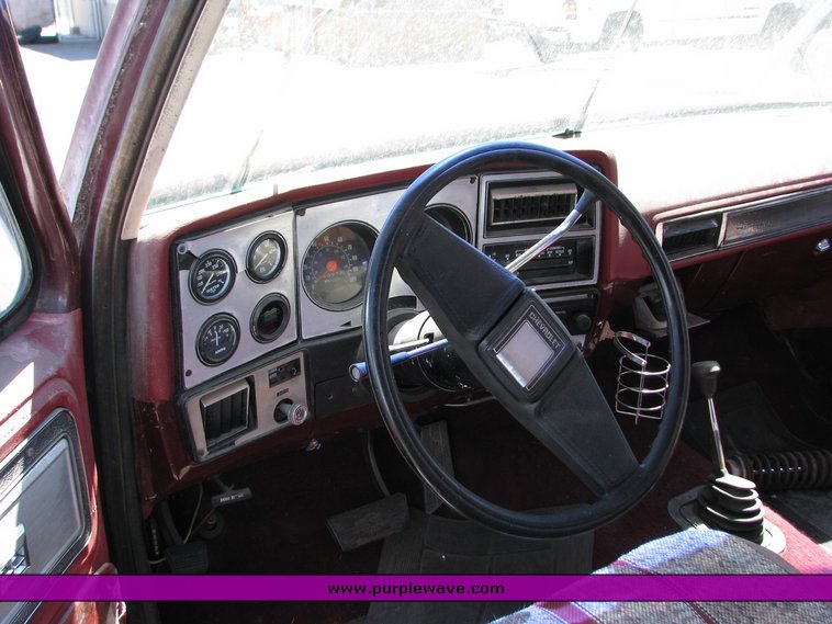 image for item 5011 1978 Chevy Blazer