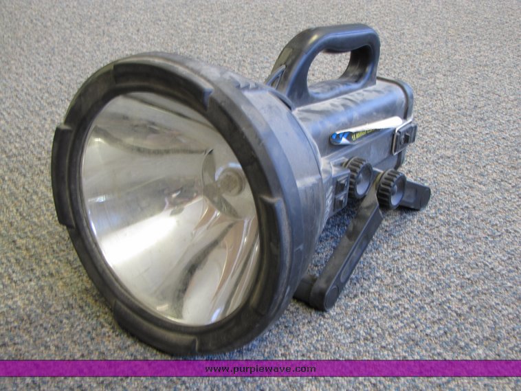 image for item 5019 Cyclops light
