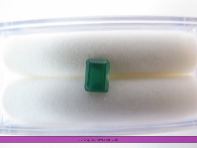 image for item 7002 natural emerald