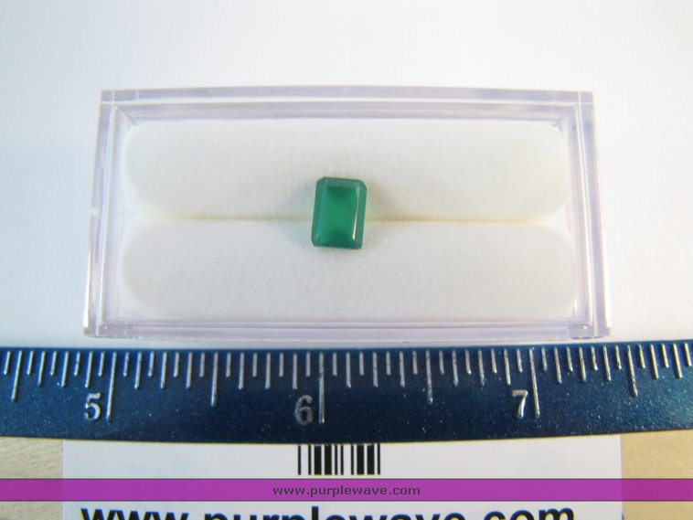 image for item 7002 natural emerald