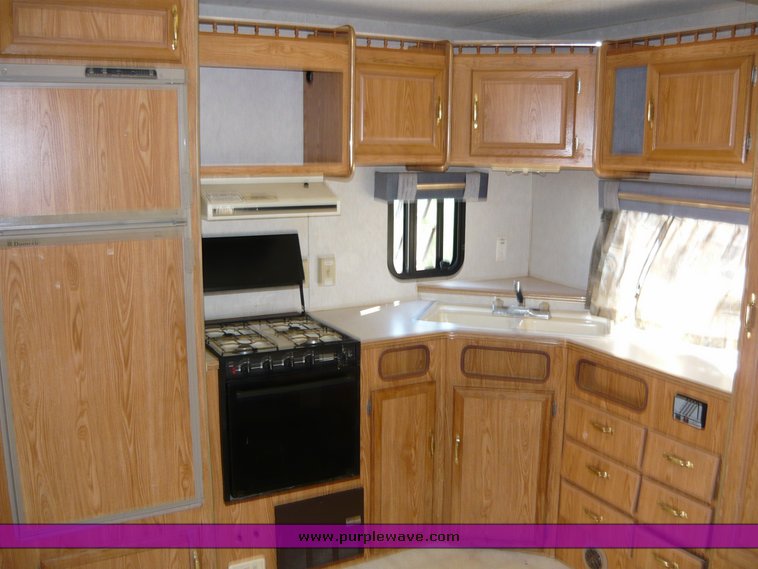 image for item 5001 1993 Skyline Nomad