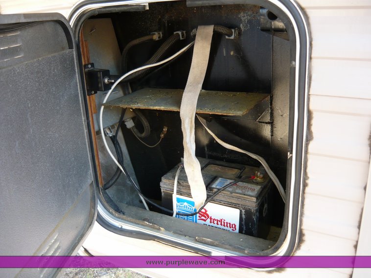 image for item 5001 1993 Skyline Nomad