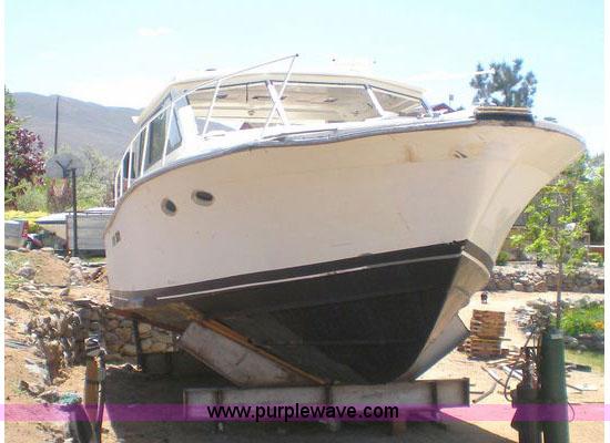 image for item 5002 Salvage 1999 Catalina Islander