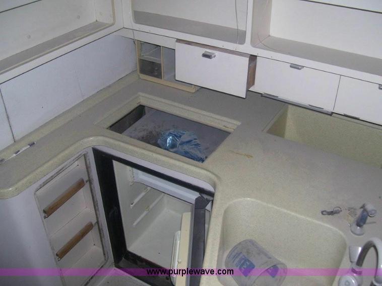 image for item 5002 Salvage 1999 Catalina Islander