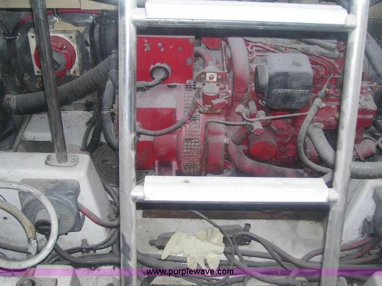 image for item 5002 Salvage 1999 Catalina Islander