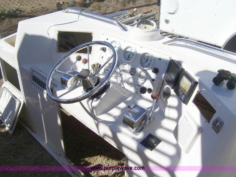 image for item 5002 Salvage 1999 Catalina Islander