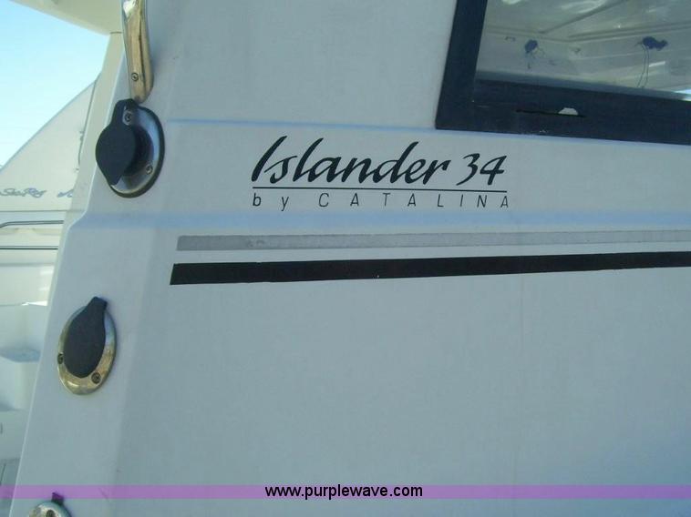 image for item 5002 Salvage 1999 Catalina Islander