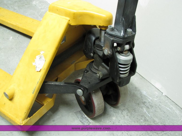 image for item 5020 U-Line Pallet Jack