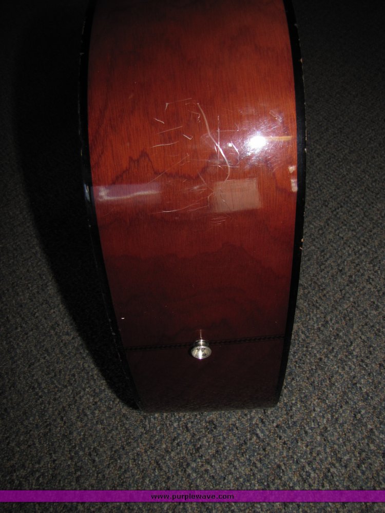 image for item 5022 Sunlite Guitar