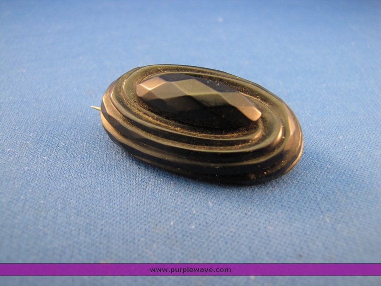 image for item 7256 4 necklaces