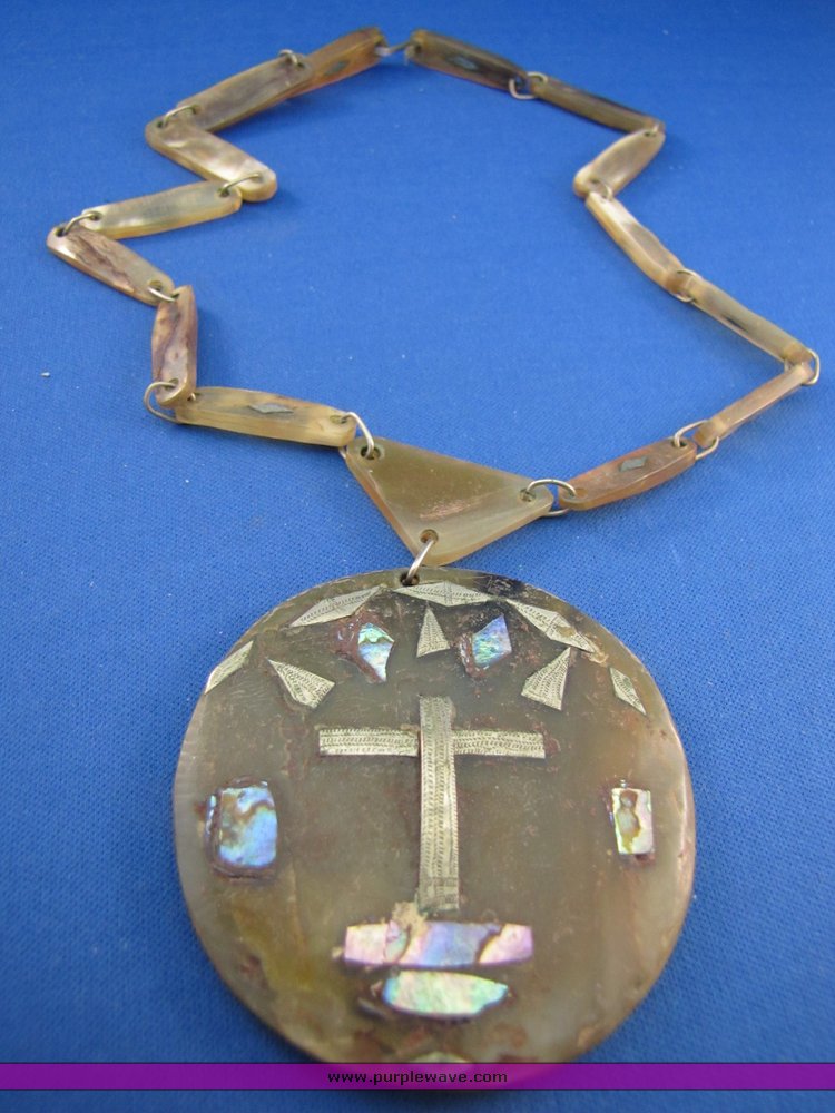 image for item 7257 Abalone shell and silver necklace