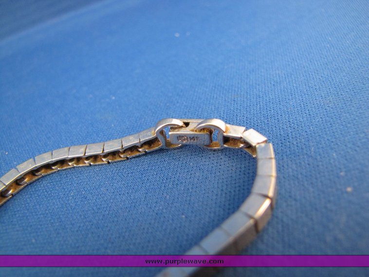 image for item 7260 Cartier watch