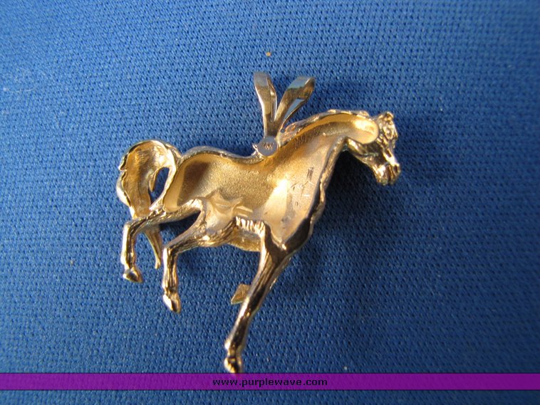 image for item 7263 14K horse pendant