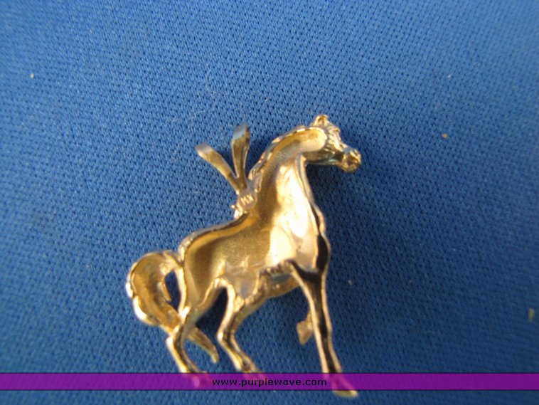 image for item 7263 14K horse pendant