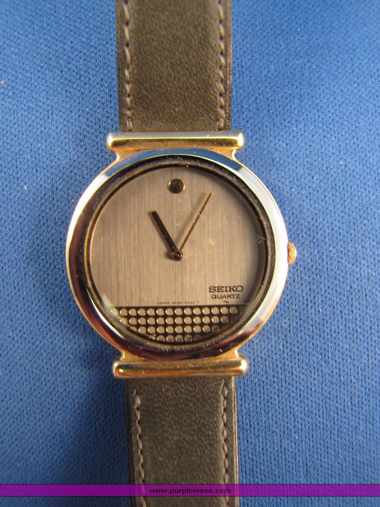 image for item 7264 5 watches