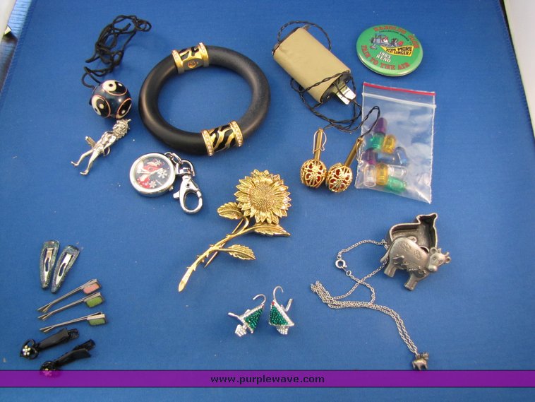 image for item 7265 Jewelry