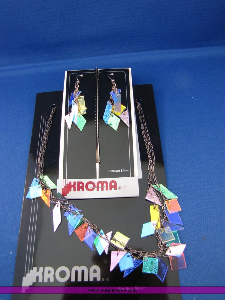 image for item 7266 Kroma necklace and earrings