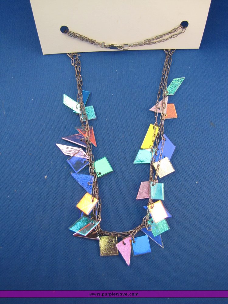 image for item 7266 Kroma necklace and earrings