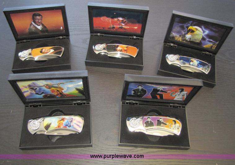 image for item 7273 5 Pocket knives with cases