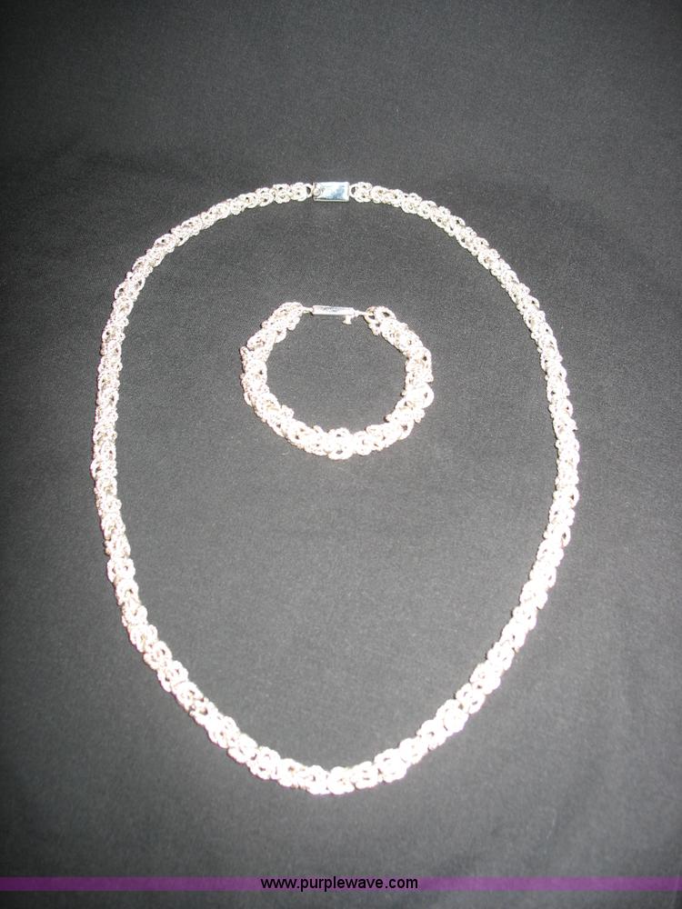 image for item 2201 Necklace and bracelet